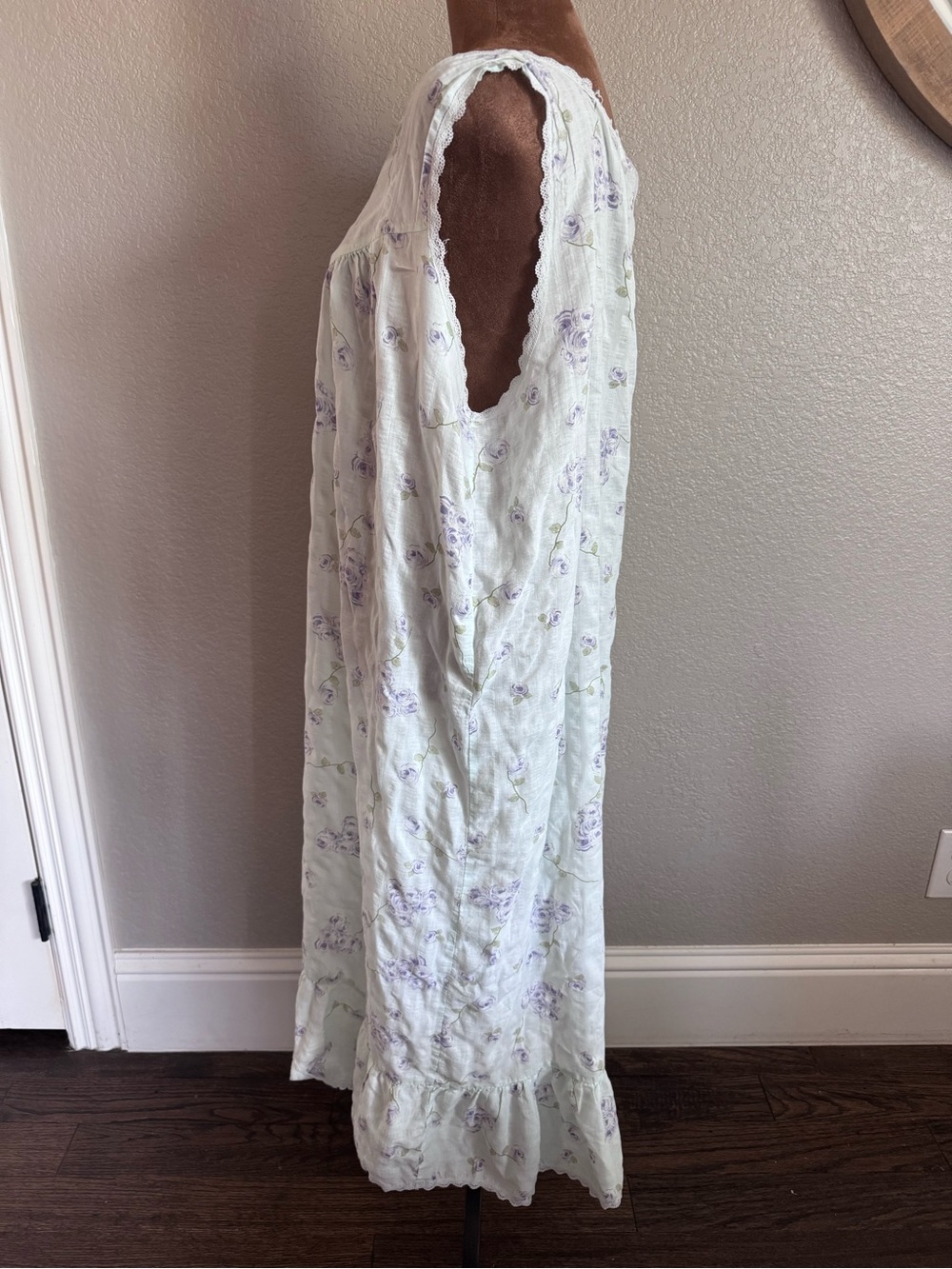 Vintage Barbizon Floral Maxi Nightgown Cotton Poly Blend Lace Trim Cottagecore - Picture 3 of 14
